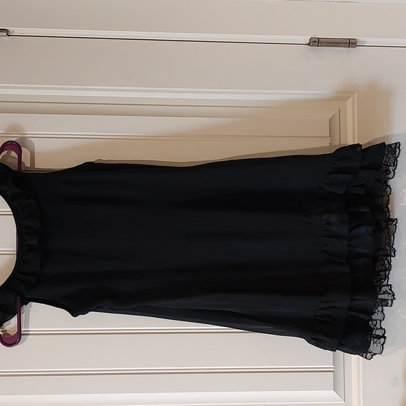 Girls Small Ruffle Dress - Picture 3 of 3